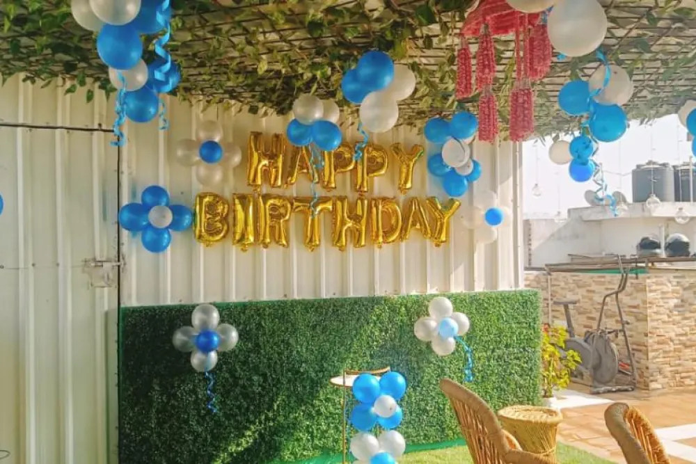 Simple Terrace Decoration