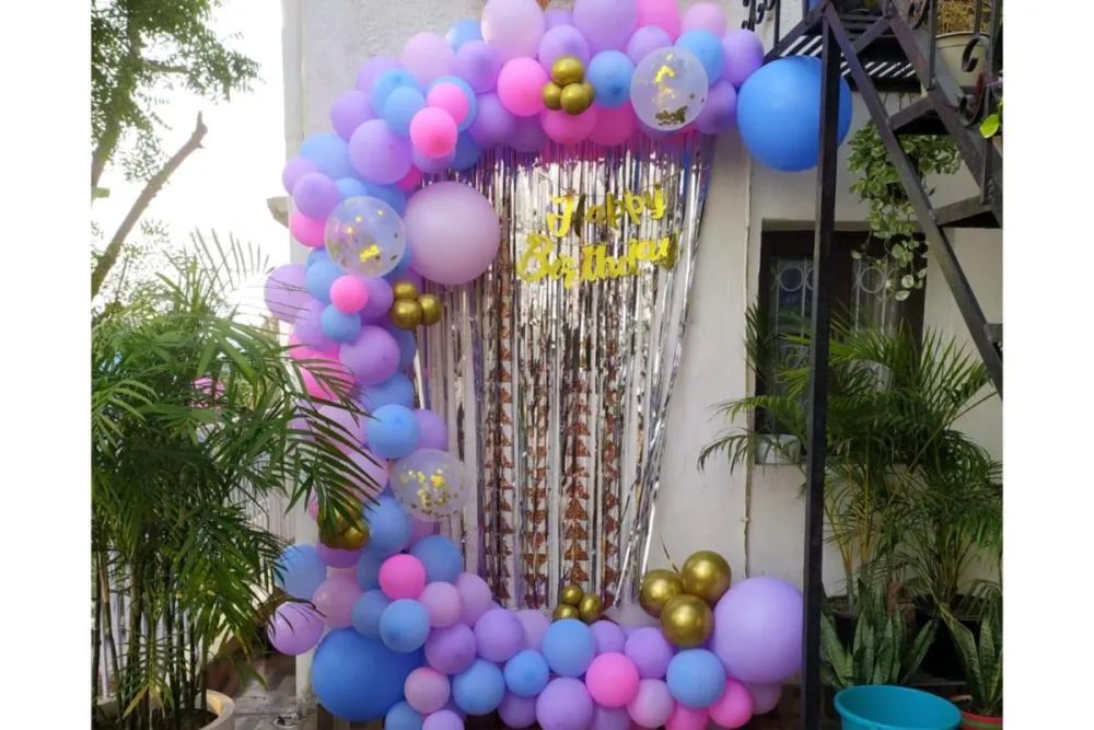 Classy Birthday Decor
