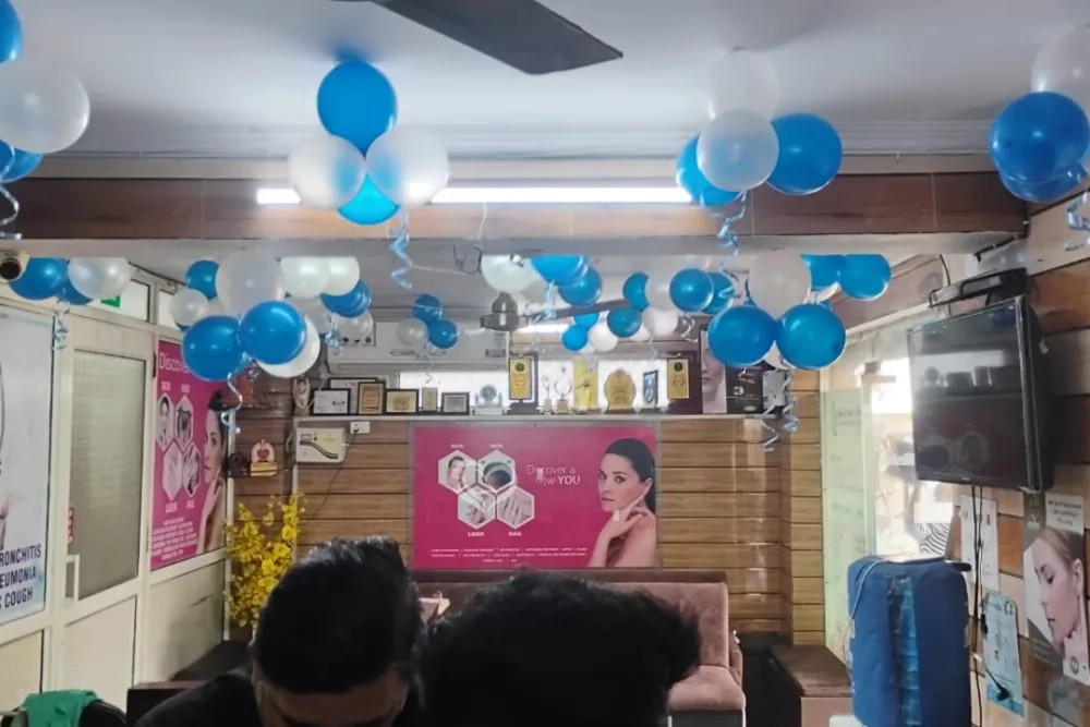 Shop Opening Balloon Decor