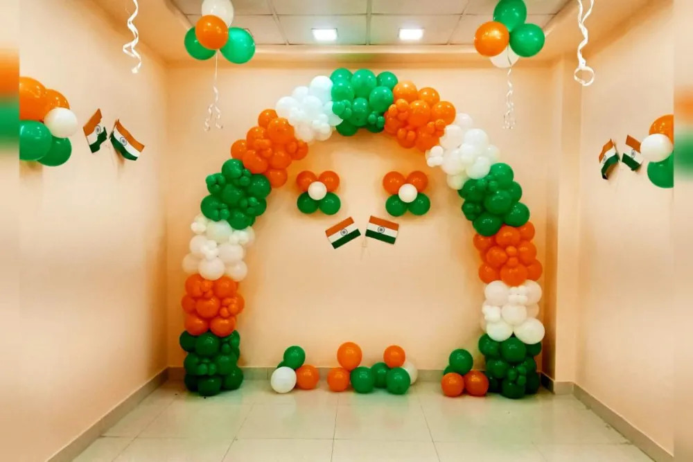 Tri-Color Independence Day Decoration