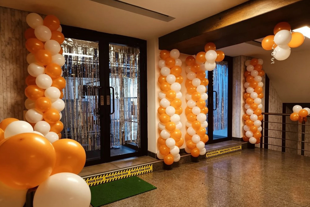 Elegant Office Decoration